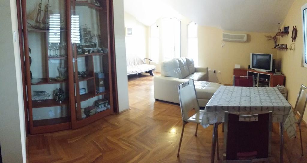 Nerina Apartment Petrovac エクステリア 写真